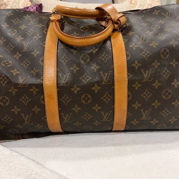 Authentic Louis Vuitton Keepall 50 - Picture 2 of 8